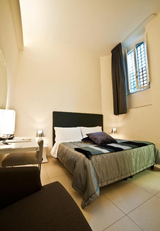 Town House Cavour Bed & Breakfast Reggio Calabria Room photo