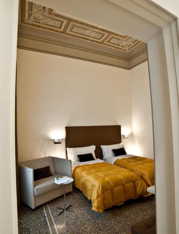 Town House Cavour Bed & Breakfast Reggio Calabria Room photo